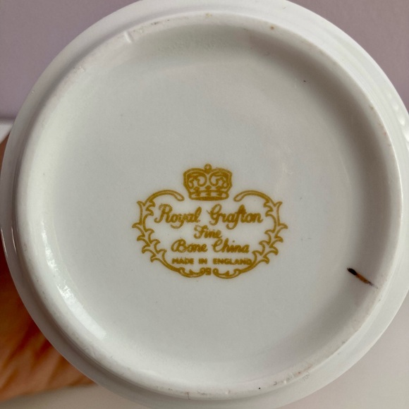 Royal Wedding Commemorative Teacup 1981 - Picture 7 of 7